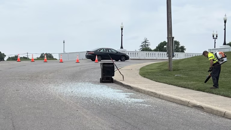 2XSCKUKZJZFERFSRZDROI7MPQE